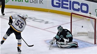 Colton Parayko Penalty Shot Goal Gives Blues The 40 Lead [upl. by Adnwahsal]