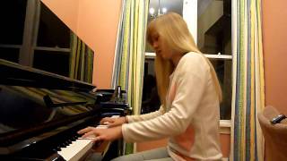 Lara plays Yiruma River Flows In You piano arrangement piano cover [upl. by Torbert655]