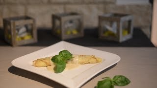 Spargel in Crepes mit Béchamelsoße  Sallys Kochwelt  Sallys Welt [upl. by Ikciv]