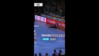 Dieses Tor lässt jedes Handballherz höher schlagen😍 [upl. by Larimore]