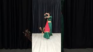 Nav Nav Lakha Wala Har  wedding Special Dance  Ladies Sangeet Dance  weddingdance ladiessangeet [upl. by Iram48]