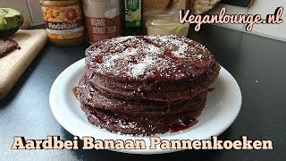 HAVERMOUT PANNENKOEKEN BAKKEN🥞 MET AARDBEI BANAAN🍓🍌 [upl. by Nahk45]