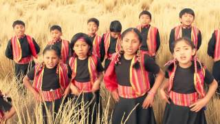 Coro de niños de Espinar Kana wawakunas  Chaska Ñawi Niñucha [upl. by Lletnwahs]