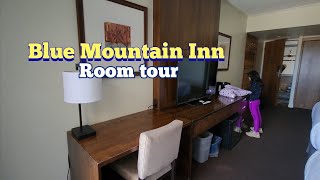 Room tour Blue Mountain Inn  Ontario [upl. by Akinaj]