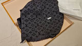 Mens Louis Vuitton Monogram Classic Scarf Charcoal Grey Wool unboxing and review [upl. by Oratnek]