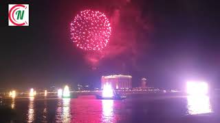 Water Festival Cambodia  Beautiful Fireworks បុណ្យ​អុំទូកកម្ពុជា  កាំជ្រួចស្អាតៗ boatracing [upl. by Aidas]