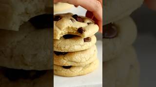 The best soft chocolate chip cookies [upl. by Sorcim]