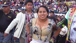 Zenobia GUTIRREZ vs una Chumbivilcana en un épico encuentro de Warmi Takanakuy [upl. by Naoj]