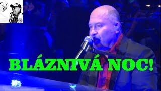 Michal David  Nenapovídej Bláznivá noc O2 arena Praha 2015 [upl. by Ellitnahc642]