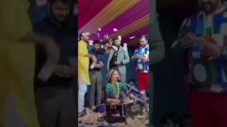 ગીતા રબારી ગરબા gita Rabari garba song gujrati garba gujarati status [upl. by Chelton]