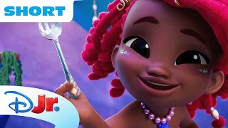 Disney Jr’s Ariel Mermaid Tales Short 4 🧜🏾‍♀️  Ariels Palace Tour  The Little Mermaid disneyjr [upl. by Elehcor]