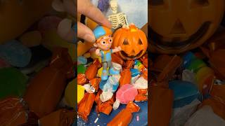 54321 Its HALLOWEEN 🎃 Count all of Blippis Candy 🍭 blippi shorts [upl. by Marthe]