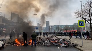 Ausschreitungen bei Protesten in den Niederlanden [upl. by Annoyi]