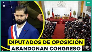 Diputados de oposición abandonan Congreso tras anunció de proyecto de aborto legal en Chile [upl. by Juback]