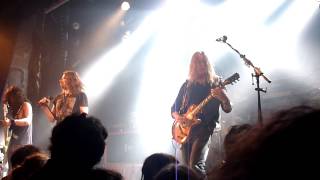 Vandenbergs Moonkings  Pushing Me Manic Eden cover  Paris 26042014 [upl. by Nohtiek305]