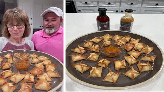 How to make some Crab Rangoons  Crab Rangoons  Easy Homemade Crab Rangoon Recipe [upl. by Eeclehc]