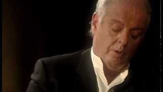 Beethoven Sonata para piano Nº 18 en Mi ♭ mayor Opus 31 Nº 3 Daniel Barenboim piano [upl. by Hogan]