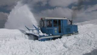 Schneeräumung am Großglockner 2009 [upl. by Adgam]