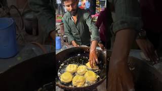 ⚡⚡ Vadapav bhajji Making Process⚡⚡ shorts telugufoodie esangathulu streetfood foodie omelette [upl. by Nonnahsal]