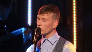 Three Wooden Crosses  Kelan Browne Live on Glór Tíre [upl. by Eniffit]