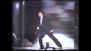 MIJARES  EL REY DE LA NOCHE  WORLD POPULAR SONG FESTIVAL YAMAHA 1987 [upl. by Ynoyrb]