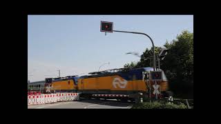 IC Berlijn met twee locs  Spoorwegovergang Ibbenbüren D  Railroad Crossing  Bahnübergang [upl. by Nyrb547]