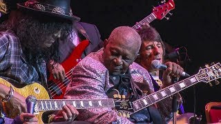 BB King with Slash quotThe Thrill Is Gonequot Amazing [upl. by Airotnes]