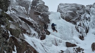 CAIRNGORMS COIRE AN T SNEACHDA ALADDINS MIRROR DIRECT [upl. by Gladi]