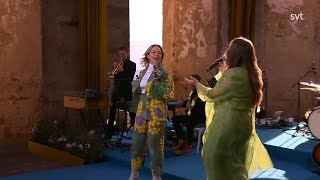 Petra Marklund amp Linnea Henriksson  Shake It Out Victoriakonserten 2020 [upl. by Hourihan340]