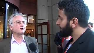 Hamza Tzortzis confronts Richard Dawkins [upl. by Berns]