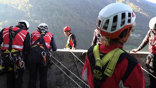 Protezione civile sì ai volontari ma solo se nellalbo regionale [upl. by Anyar320]