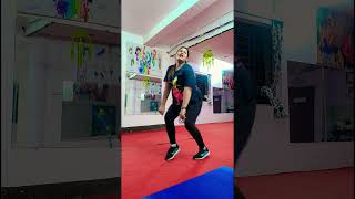 Badi katil hasenayoutubeshorts youtubevideos viralvideo viralshorts bollywood bsongdance 🕺🕺🥰 [upl. by Enitnelav803]