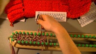 How to Loom Knit Stockinette Stitch Rake Style [upl. by Jehius41]