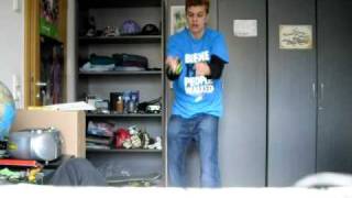 Tecktonik tutorial learn simple moves [upl. by Joktan]