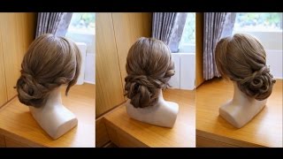 Coiffure Mignon  Chignon torsade chic et rapide  Coiffure gala [upl. by Anaiek139]