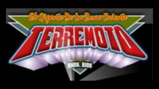 Sonido TerremotoMirala Ella Es [upl. by Iuq]