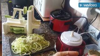 SPAGHETTI VEGANOS DE CALABACÍN CON ESPIRALIZADOR [upl. by Stroup453]