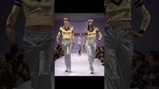 The Robot Walk of Donovan Leitch in Anna Sui 1994 show runway fashiontrends fashion foryou [upl. by Zadack300]