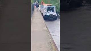 Canal Boat on the Pontcysyllte Aqueduct LLangollen [upl. by Higbee843]