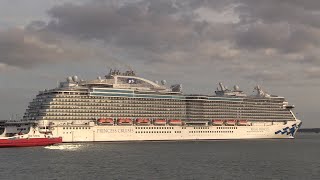 CRUISE SHIP REGAL PRINCESS BLASTS AWAY ON HER DEPARTURE FROM SOUTHAMPTON 290923 [upl. by Ynohtnaeoj]