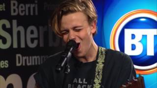 Scott Helman performs quotKinda Complicatedquot on BT Montreal [upl. by Elwin]