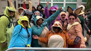 Thousands participate in iconic Bay to Breakers race in San Francisco [upl. by Elacsap]