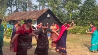 Kodava Valaga Aat  Shreya Jeevan  Coorg Valaga Dance [upl. by Elodea]