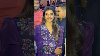 Aishwarya Rajesh అభిమానులకి అడగ్గానే సెల్ఫీ ఇస్తుంది [upl. by Igor483]