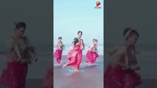 तुझी वटी भरावा सोन्याचा नारळ आणलाय गो  Navratri 2024  Sonyacha Naral  Aai Ekvira Songs  shorts [upl. by Nnaeed]