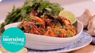 How To Make A Sticky Singapore Prawns and Crab Spectacular  This Morning [upl. by Quita577]