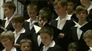 Dresdner Kreuzchor Singet dem Herrn ein neues Lied Heinrich Schütz [upl. by Annohsal]