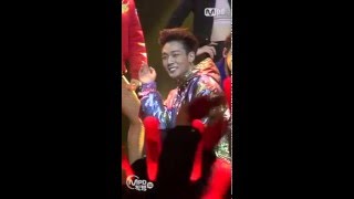 MPD직캠 아이콘 바비 직캠 왜 또 WHATS WRONG iKON Fancam 엠카운트다운160107 [upl. by Gherlein832]