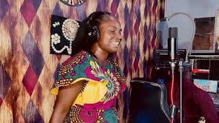 Awurama Ahinful turned a visit to Joe Bigbrain Studios into spontaneous worship Osuro Nsuo [upl. by Ococ]