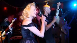 FosseyTango ft Chloe Jasmine  Valerie live [upl. by Coney]